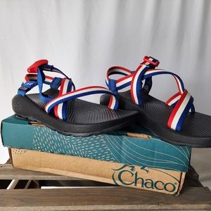 EUC women's custom patriotic z1 chacos sandals red white blue 9
